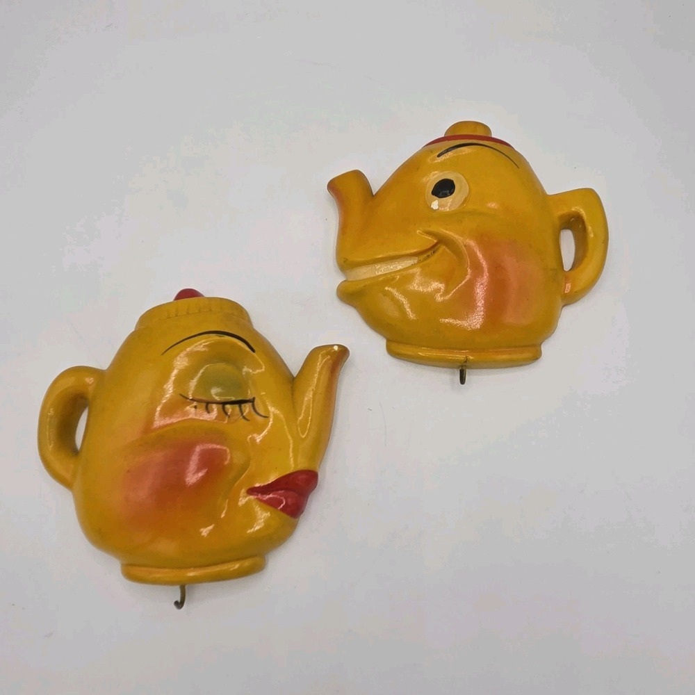 Vintage MCM Chalkware Kitsch Anthropomorphic Mr & Mrs Tea Kettle W/ Hook